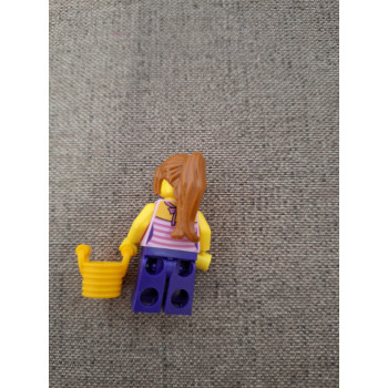Lego minifigura (24) nő kosárral